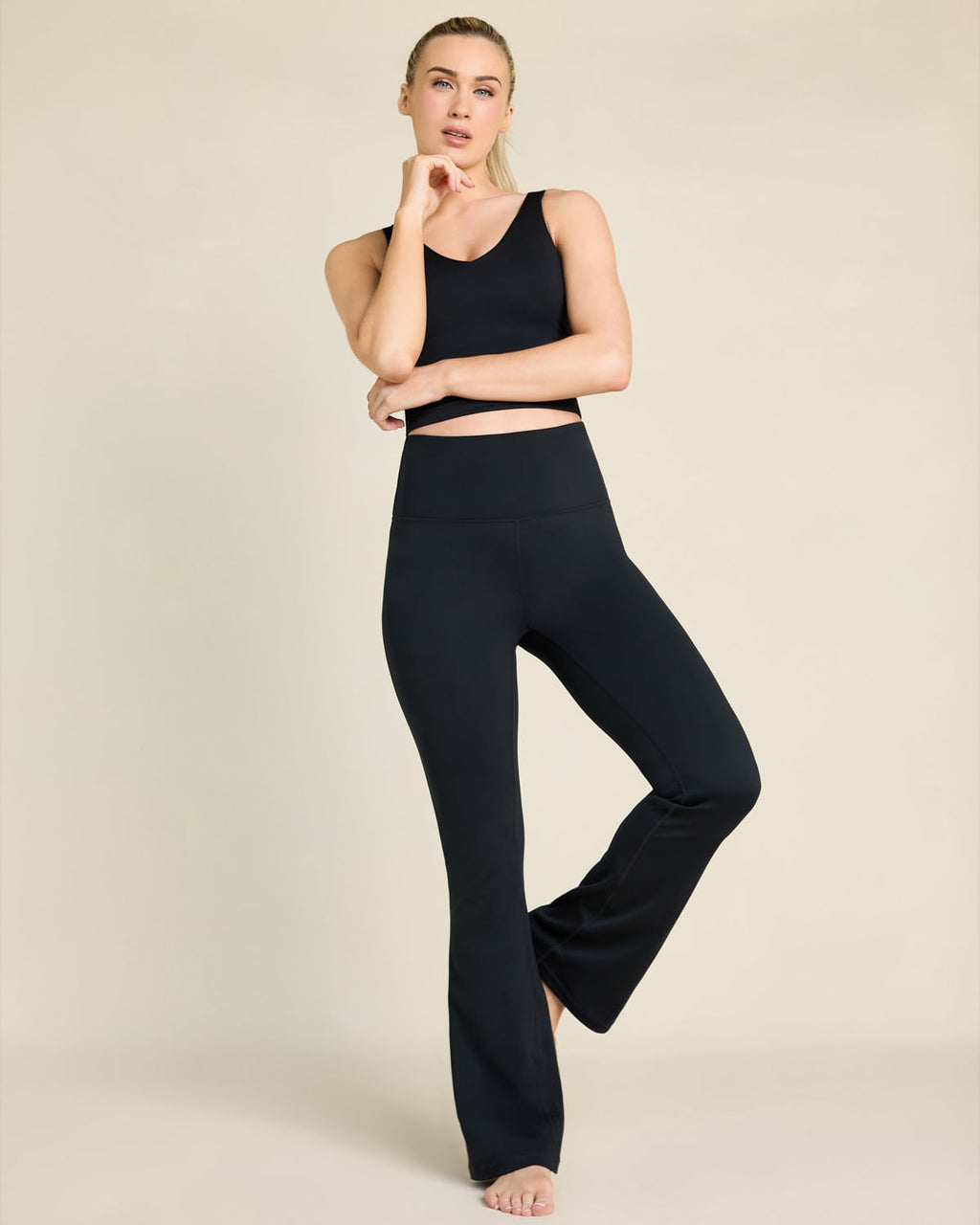 Contour Flared Leggings